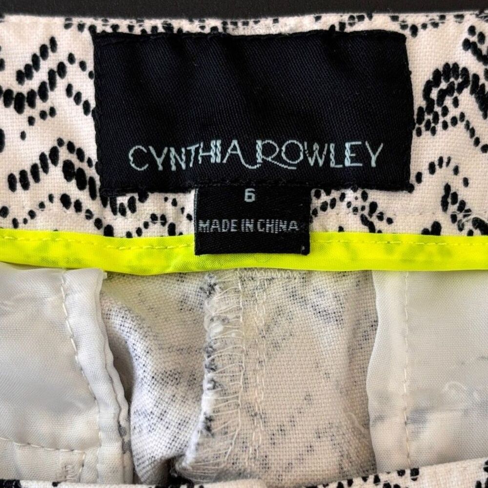 Cynthia Rowley Women's Size 6 Black & White Zigzag Chevron Ankle Chino Pants - Picture 3 of 9